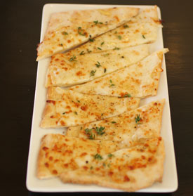 dining-noodle-small-plates-flatbread