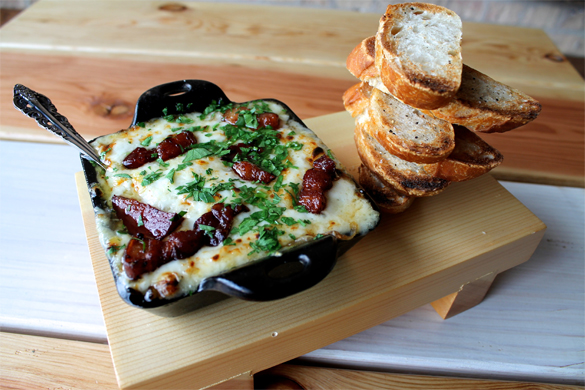 dining-Milwalky-Trace-gruyere-dip