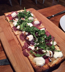 dining-Peckish-Pig-flatbread