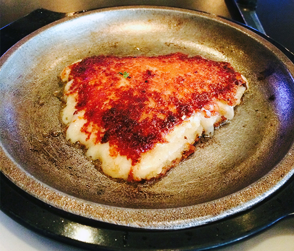 dining-Valley-Lodge-saganaki-