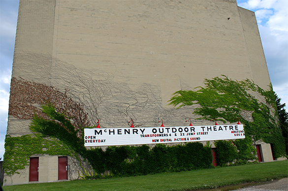 movie-drive-in-entrance