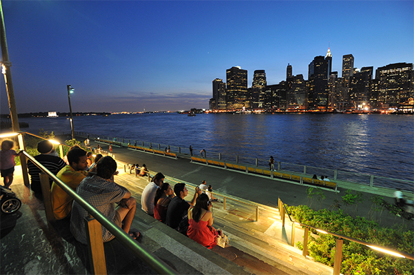 travel-Brooklyn-Bridge-Park