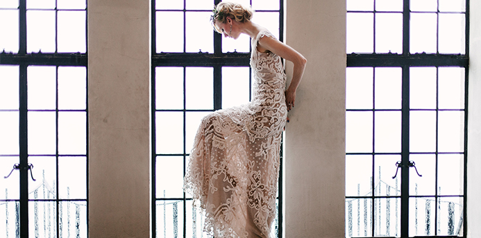 How to Get the Custom Wedding Dress of Your Dreams