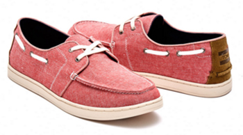 Valentine's-Day-gifts-TOMS-red-washed-chambray