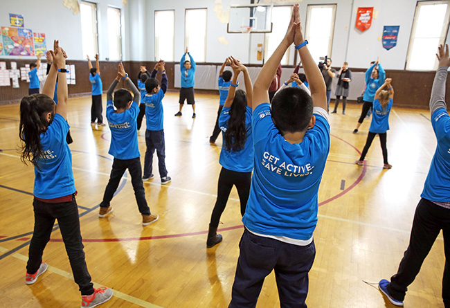 Students get active at the UNICEF Kid Power Chicago Celebration