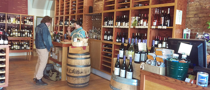 Andersonville Wine Walk
