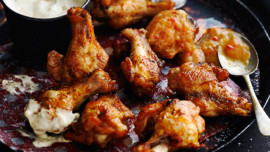 "Cooking With Beer" by Mark Dredge: Beer Hot Wings