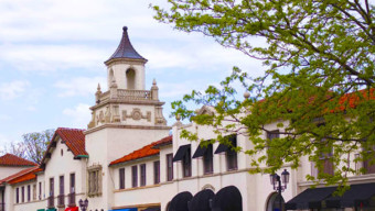 Plaza del Lago exterior