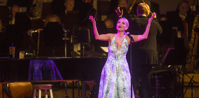 Kristin Chenoweth and members of the Chicago Symphony Orchestra on Corporate Night 2016. Photo by Todd Rosenberg