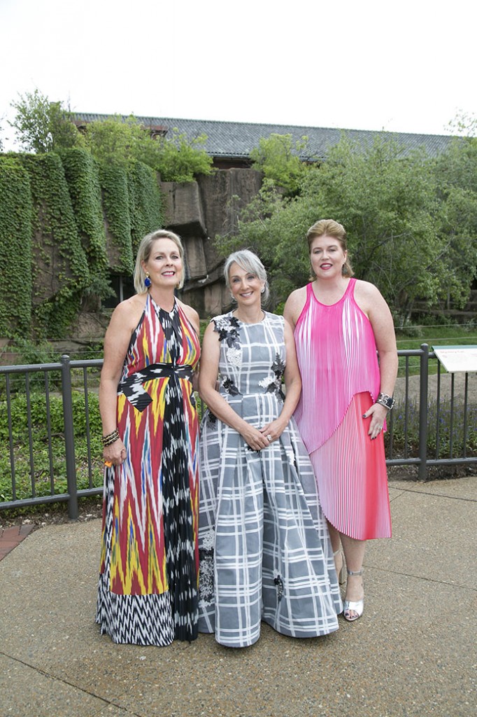 Zoo Ball 2016 Co-Chairs Christine Tierney and Lisa Genesen with Women’s Board President Kim Theiss.