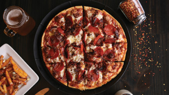 Why America Loves Chicago’s Own Home Run Inn Pizza — and 6 Other Local Family Foods Made Good