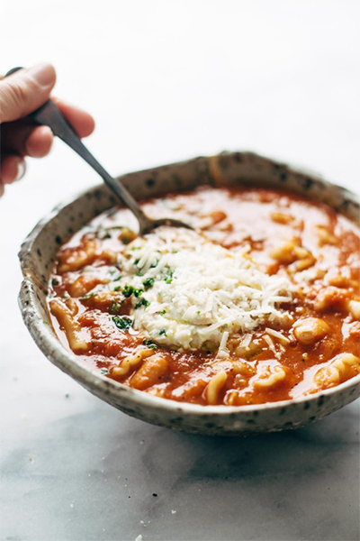 Recipe: Roasted Garlic and White Bean Lasagna Soup from Pinch of Yum