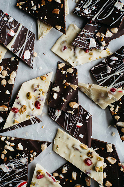 Recipe: Chocolate Bark from Dolly and Oatmeal 