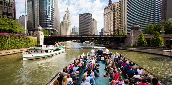 5 Things to Do: Chicago's First Lady Cruises