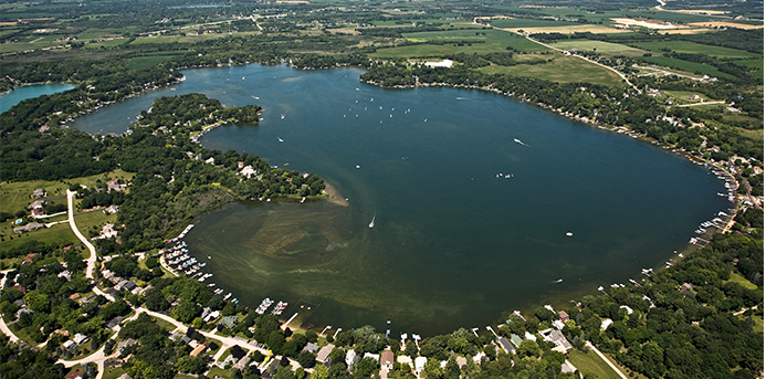 Waterfront Homes in Chicagoland