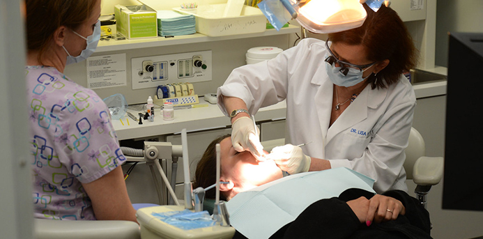 Libertyville Dentist Offers Day of Free Dental Care to Those in Need