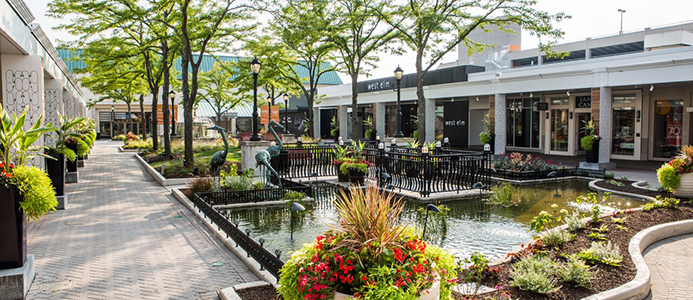 North Shore Art Market at Westfield Old Orchard