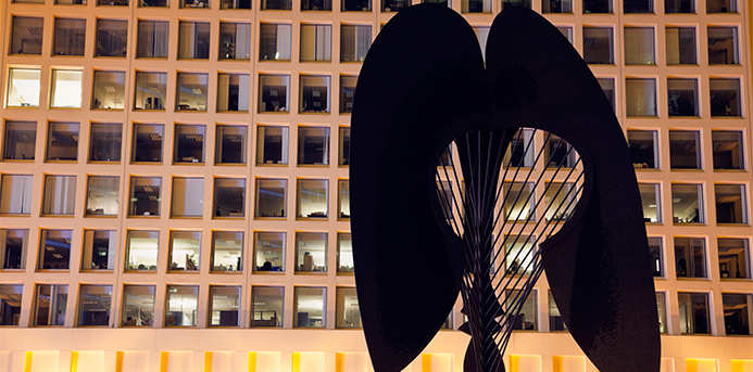 Wilmette Resident Patricia Stratton Explores Chicago Picasso in New Book