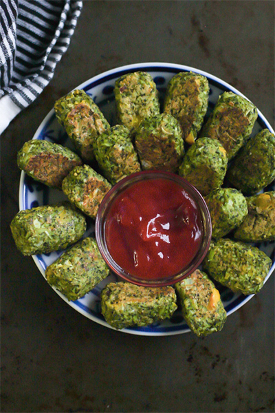 school lunch ideas: Low-Carb Broccoli Tots from Primavera Kitchen