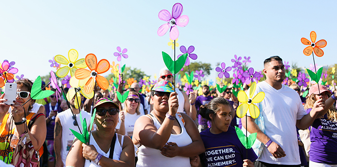 Chicago Walk to End Alzheimer’s Raises More Than $1 Million for Care and Research