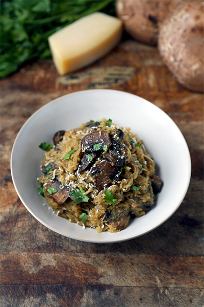 squash recipes: Garlic Parmesan Spaghetti Squash with Mushrooms from Pickled Plum