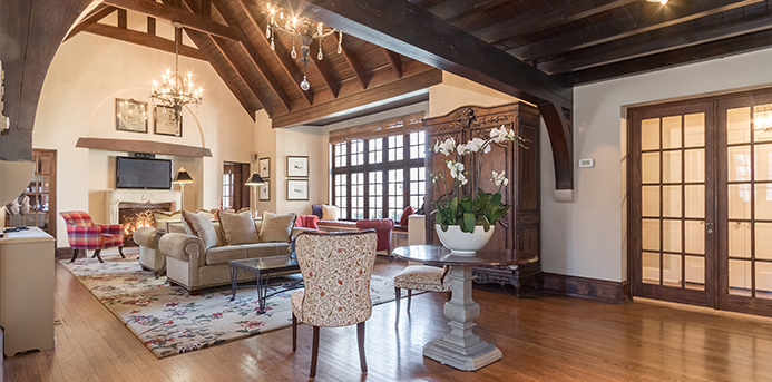 On the Market: Magnificent English Tudor in Highland Park