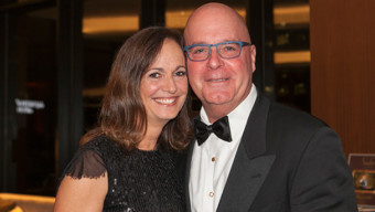The Service Club of Chicago Honors Local Volunteer, Raises $450,000