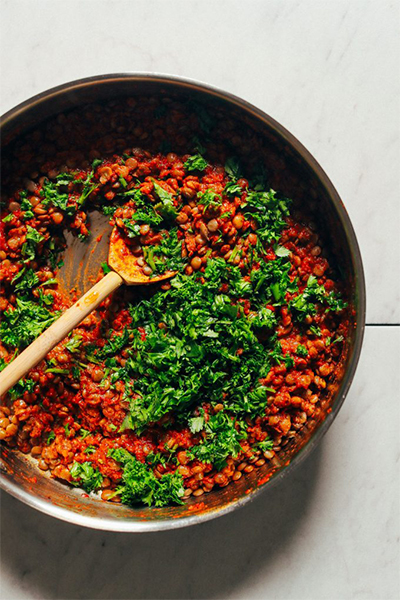 healthy recipes: Saucy Moroccan-Spiced Lentils from Minimalist Baker