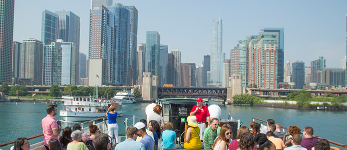 5 Things to Do: Chicago's First Lady Cruises