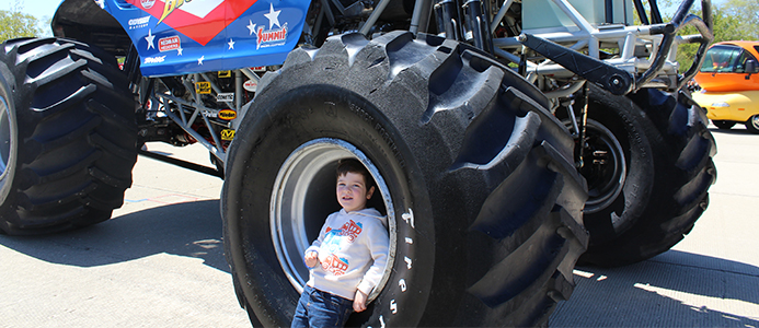 5 Things to Do: Kohl Children's Museum — Touch a Truck Family Festival