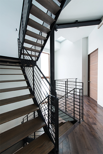 Is This the Most Sustainable Home in Chicago? (staircase)