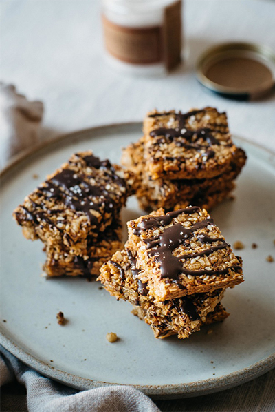 Fall Dessert Recipes: Butternut Squash Bars with Chocolate Drizzle and Sea Salt from Dolly and Oatmeal.