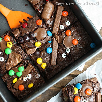 Halloween Candy Recipes: Witch's Brew Brownies from Home. Made. Interest.