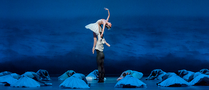 Weekend 101 (Chicago): "Swan Lake" at Joffrey Ballet