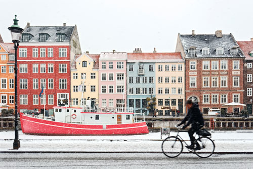 New Year's Eve traditions: Denmark