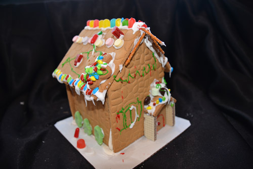 Vote for Your Favorite 2018 Gingerbread House for Charity: 16