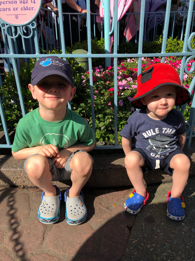 Disney-vacation-packing-hats