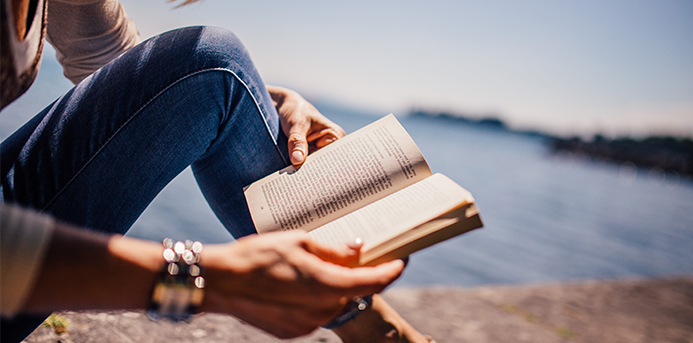 9 Enthralling Road Trip Books to Read Before Summer’s Over