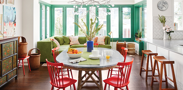 Inside a Colorful and Sophisticated Chicago Bungalow