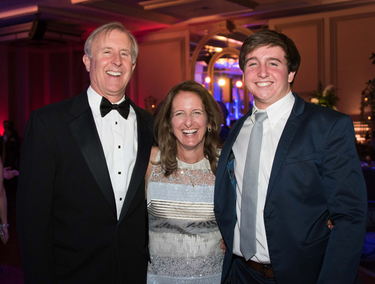 Alzheimer's Association: Jim and Susan Draddy and son