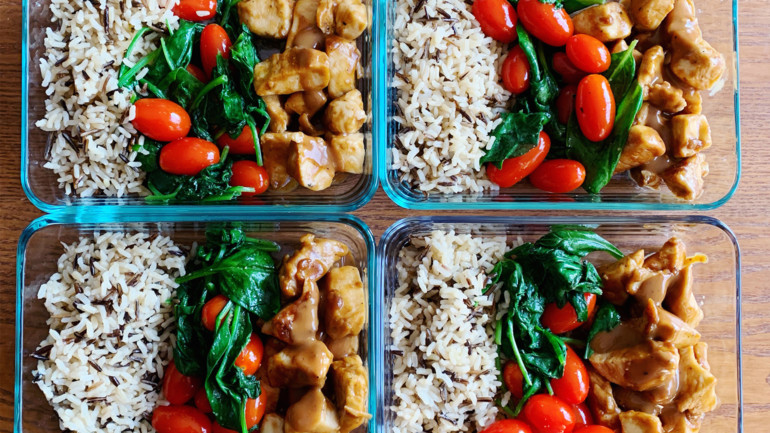 9 Meal-Prep Hacks From Nutrition Experts