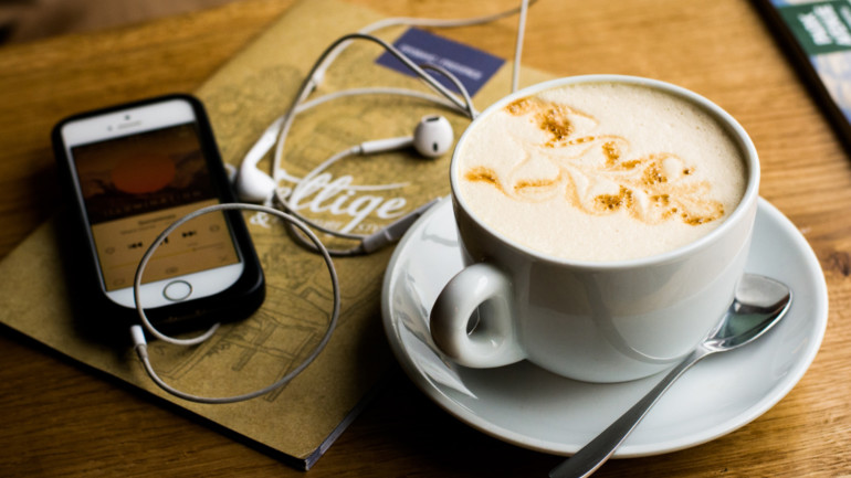 5 of the Best Audiobooks to Put on Your Must-Listen List