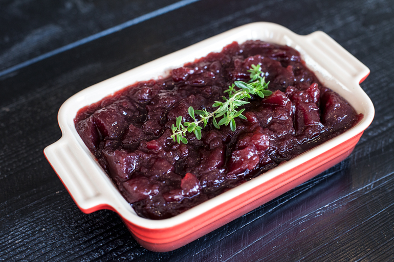Thanksgiving Side Dishes: The Goddess and Grocer Cranberry Sauce