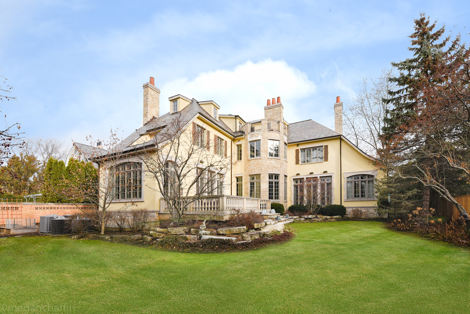 Real Estate 5 Spacious Chicagoland Properties On the Market