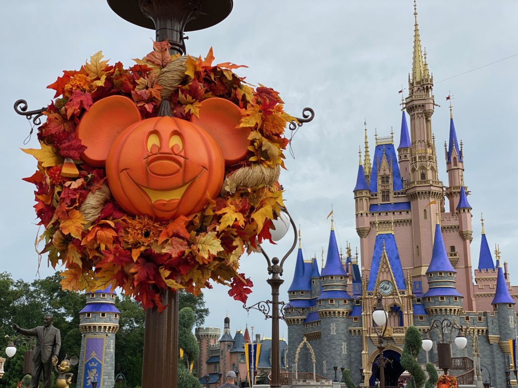 Disney World Halloween Pumpkin Mickey Wreath