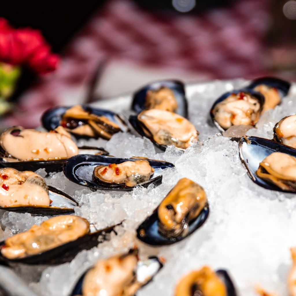 Savor Lincoln Park oysters