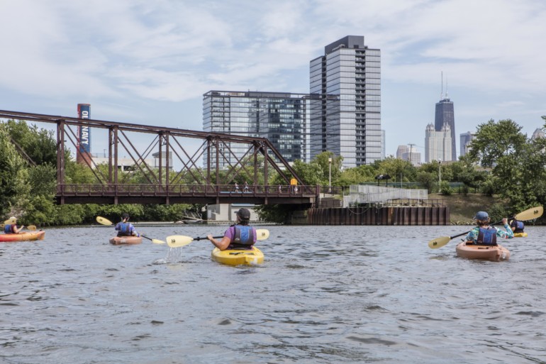 Kayak with Shedd Aquarium Chicago River