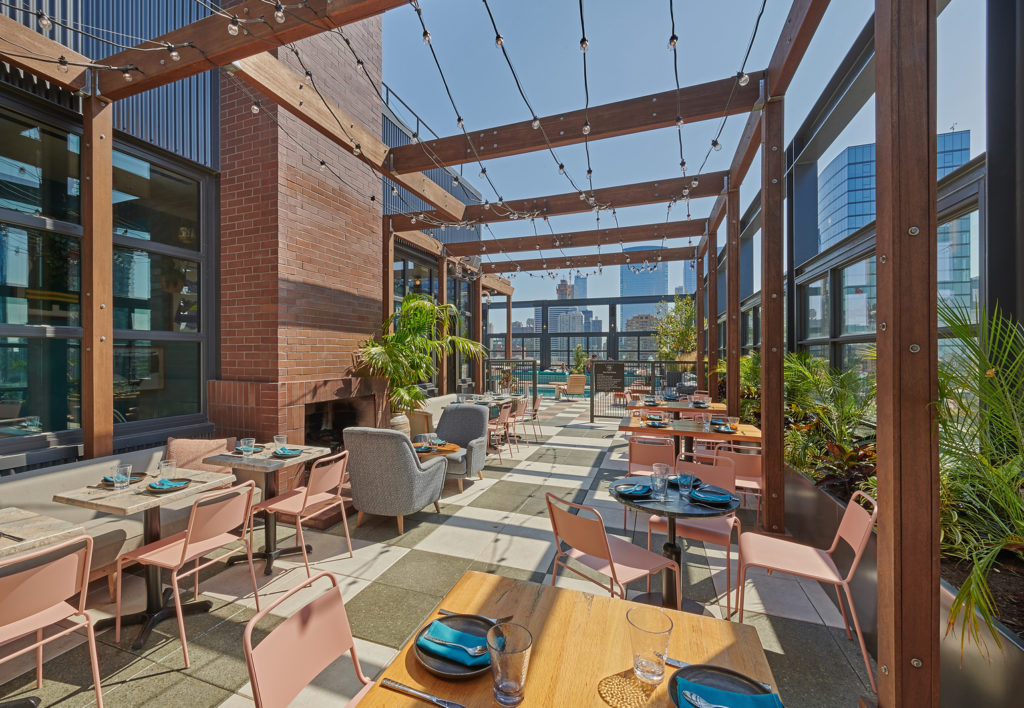 cabra chicago restaurant, rooftop with pool