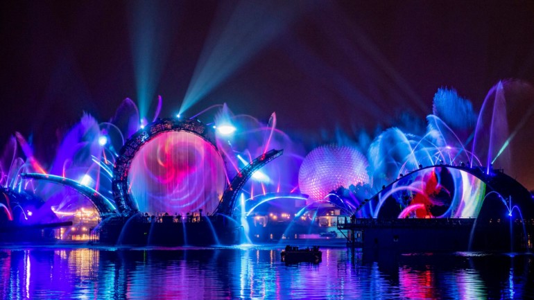 Walt Disney World's 50th Anniversary Celebration Begins Oct. 1 With New  Nighttime Shows, Fireworks and More