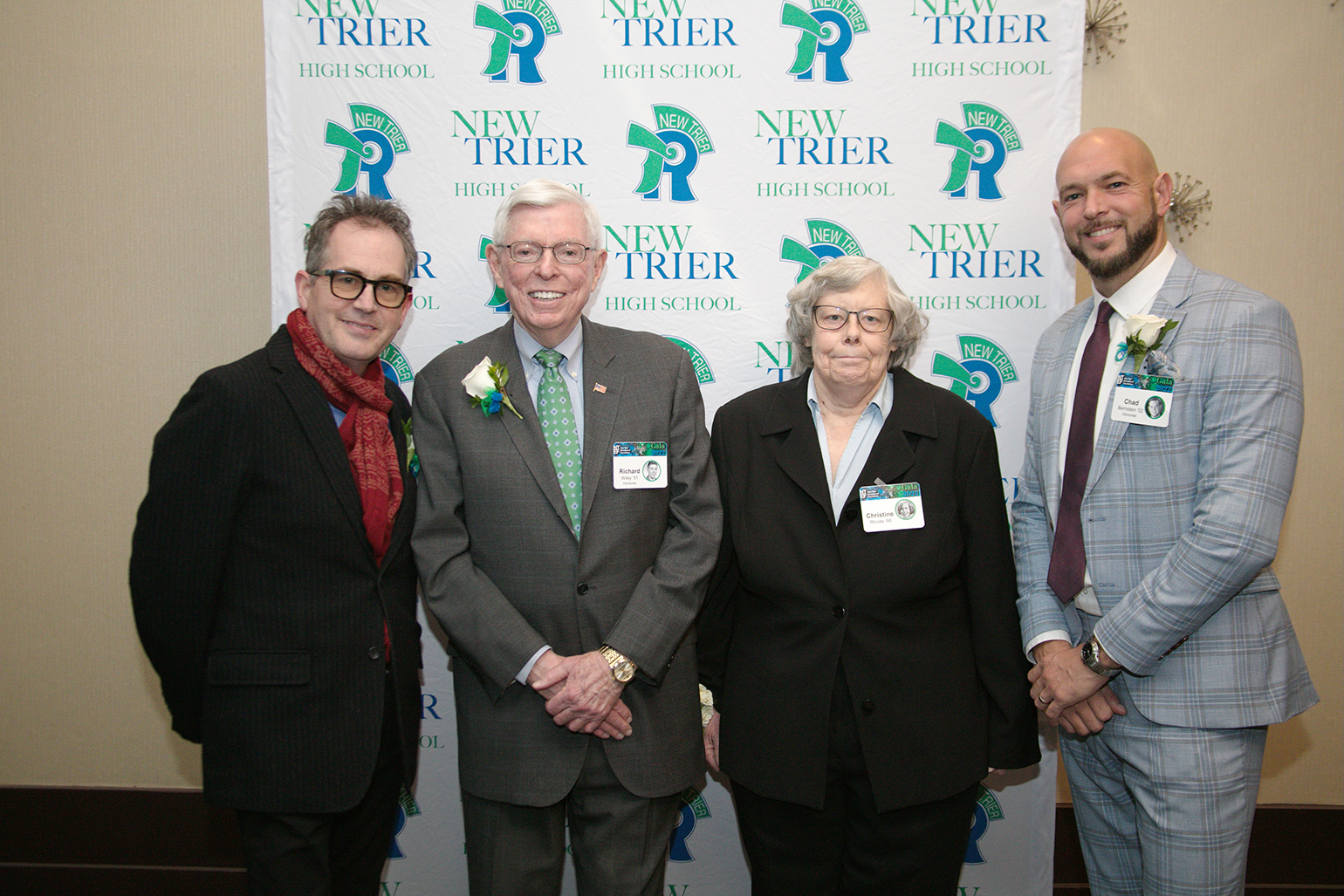 Better Makers: New Trier Gala Raises $120,000 and Celebrates the 2022 Inductees into the Alumni Hall of Honor - Better Magazine Better Makers: New Trier Gala Raises $120,000 and Celebrates the 2022 Inductees into the Alumni Hall of Honor - Better Magazine